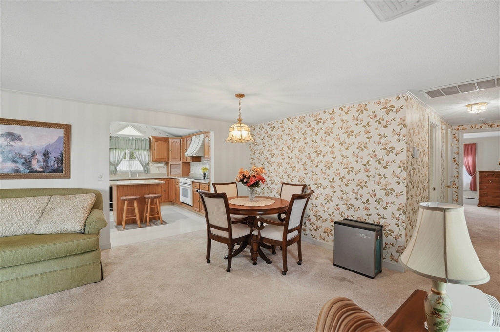 121 Wood Street Fall River, MA 02721 - Photo 23 of 41