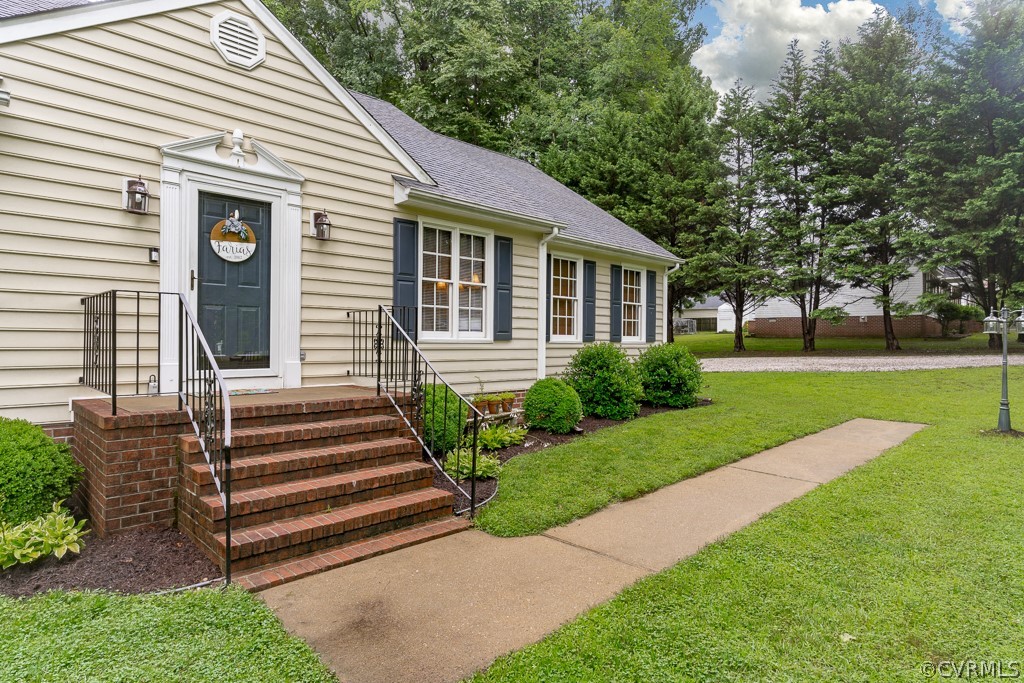 3910 Doe Run Road Hopewell, VA 23860 - Photo 4 of 34