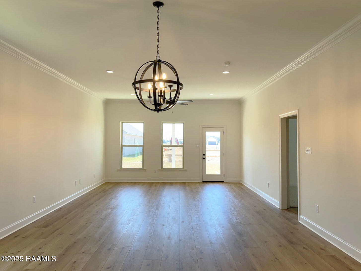 111 Gilded Lane Broussard, LA 70518 - Photo 4 of 9 LIVING ROOM