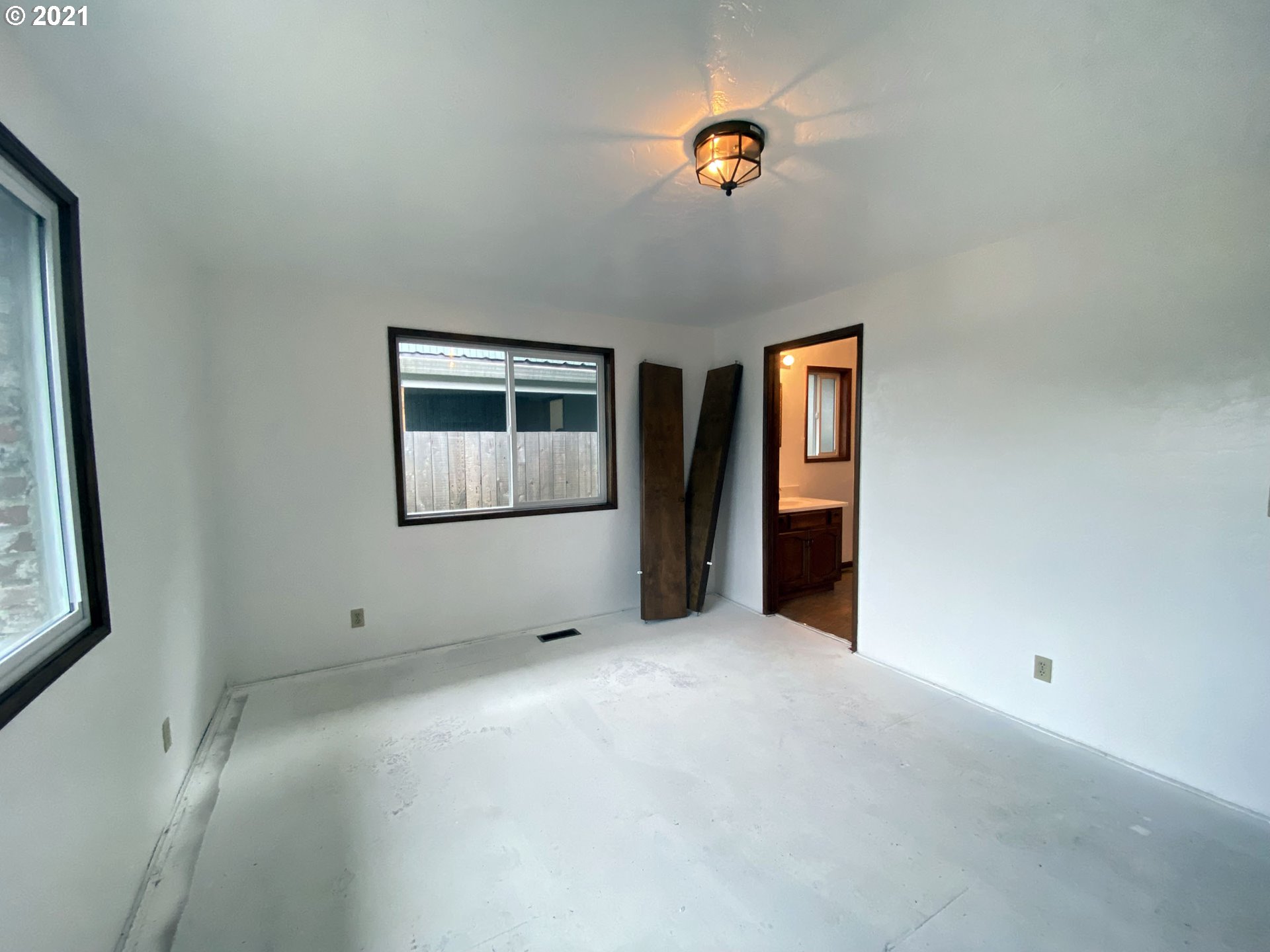 1480 Myrtle Loop Florence, OR 97439 - Photo 15 of 32 Gallery Image 15