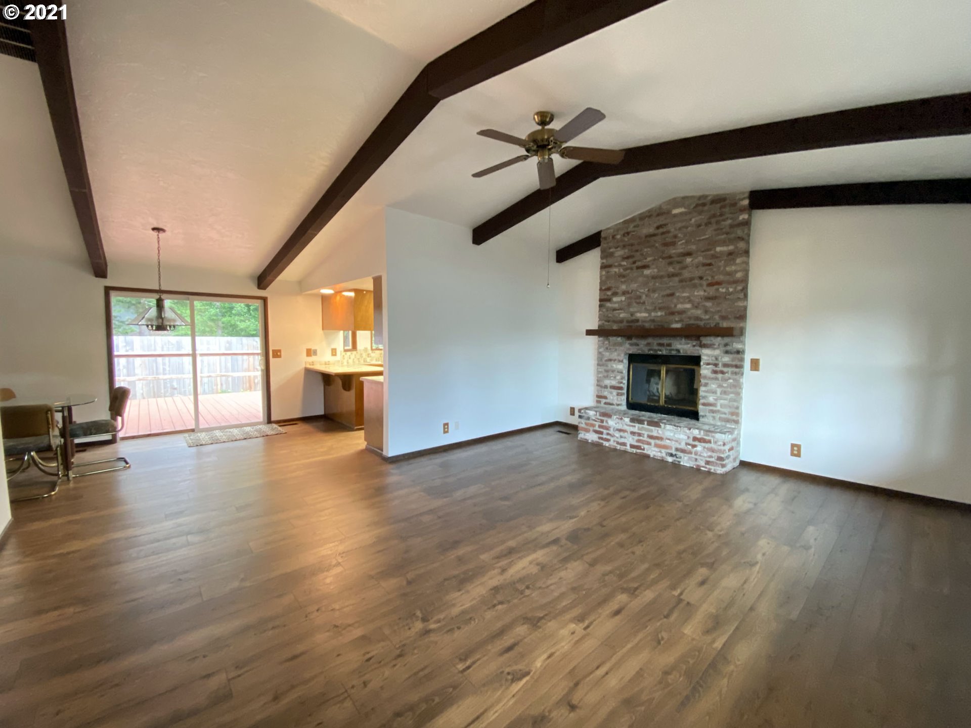 1480 Myrtle Loop Florence, OR 97439 - Photo 4 of 32 Gallery Image 4