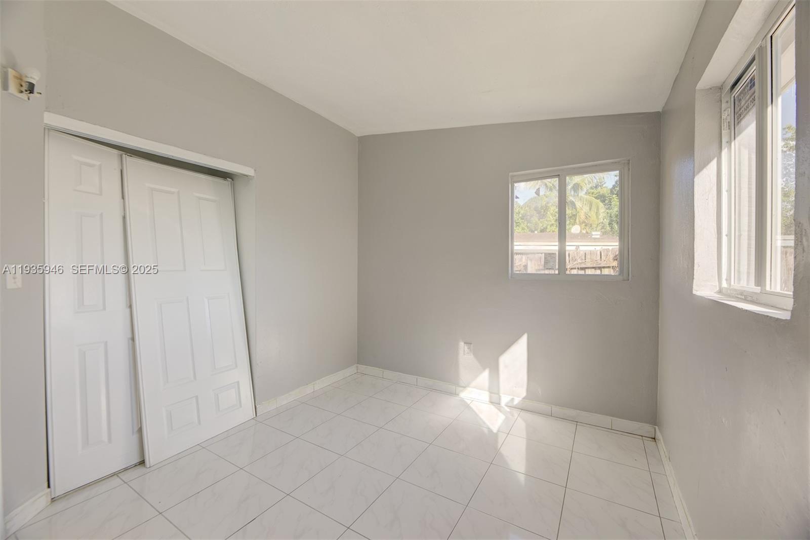 3510 Southwest 39th Street West Park, FL 33023 - Photo 16 of 31