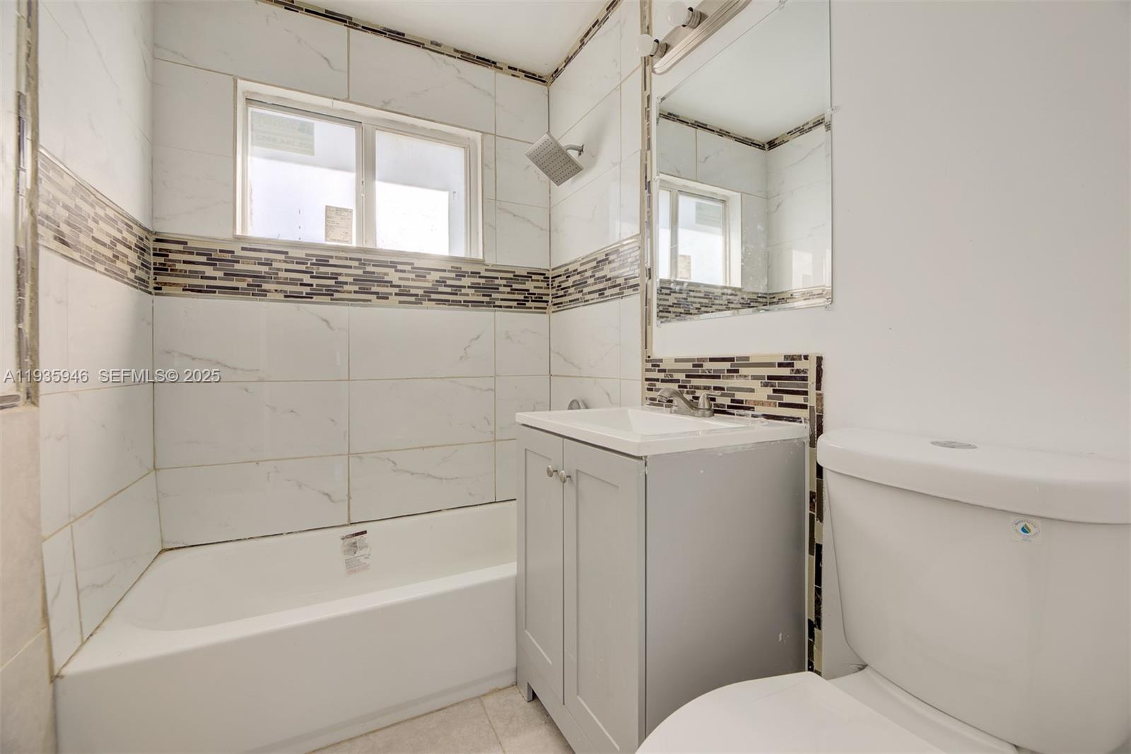 3510 Southwest 39th Street West Park, FL 33023 - Photo 17 of 31