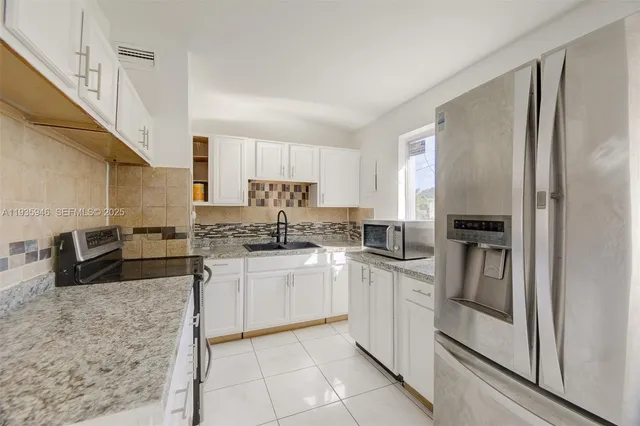 $3,000 | 3510 Southwest 39th Street, West Park, FL 33023