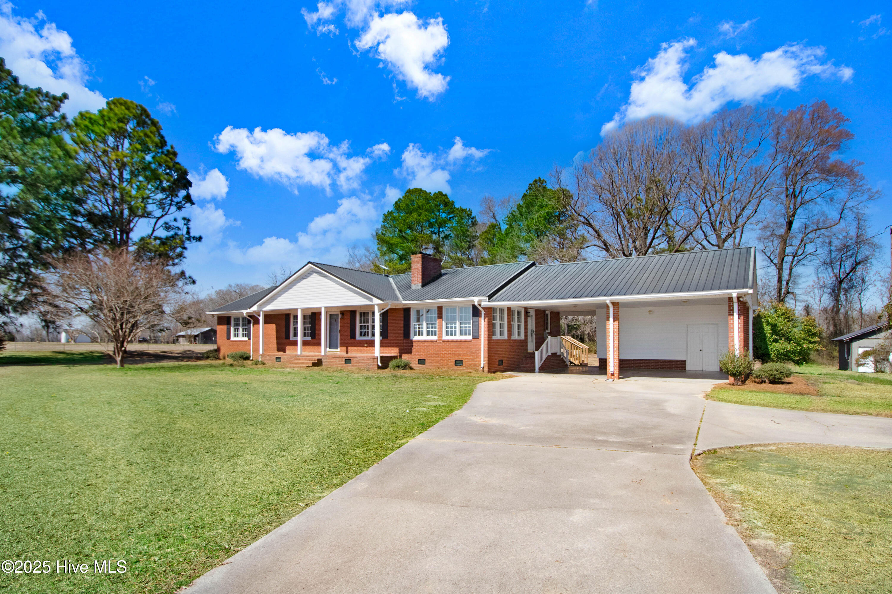 3618 Davis-Hardy Road Kinston, NC 28504 - Photo 4 of 36 04-3618 Davis-Hardy Rd-4