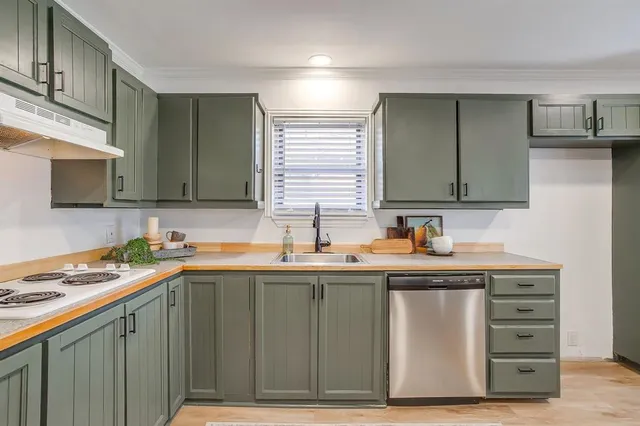 $225,000 | 1327 Southern Boulevard, Cleburne, TX 76033