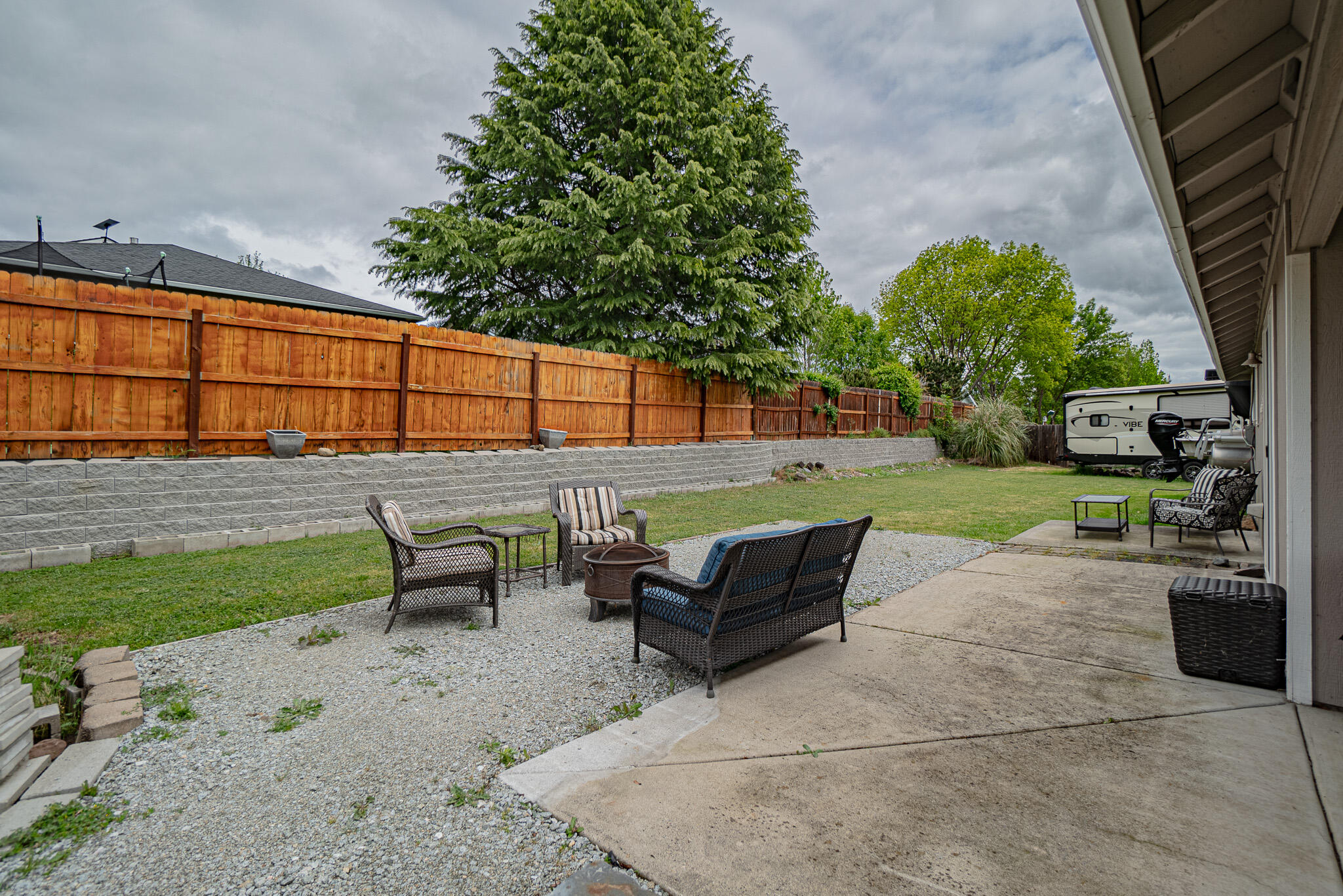 514 Coventry Court Eagle Point, OR 97524 - Photo 17 of 24