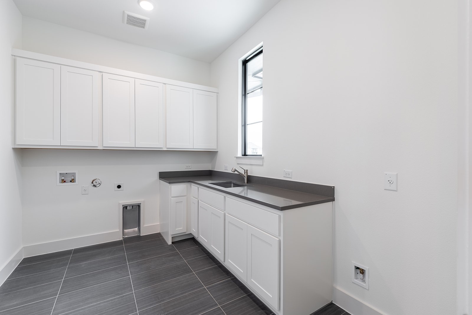 2385 Lineage Lane Leander, TX 78641 - Photo 30 of 36