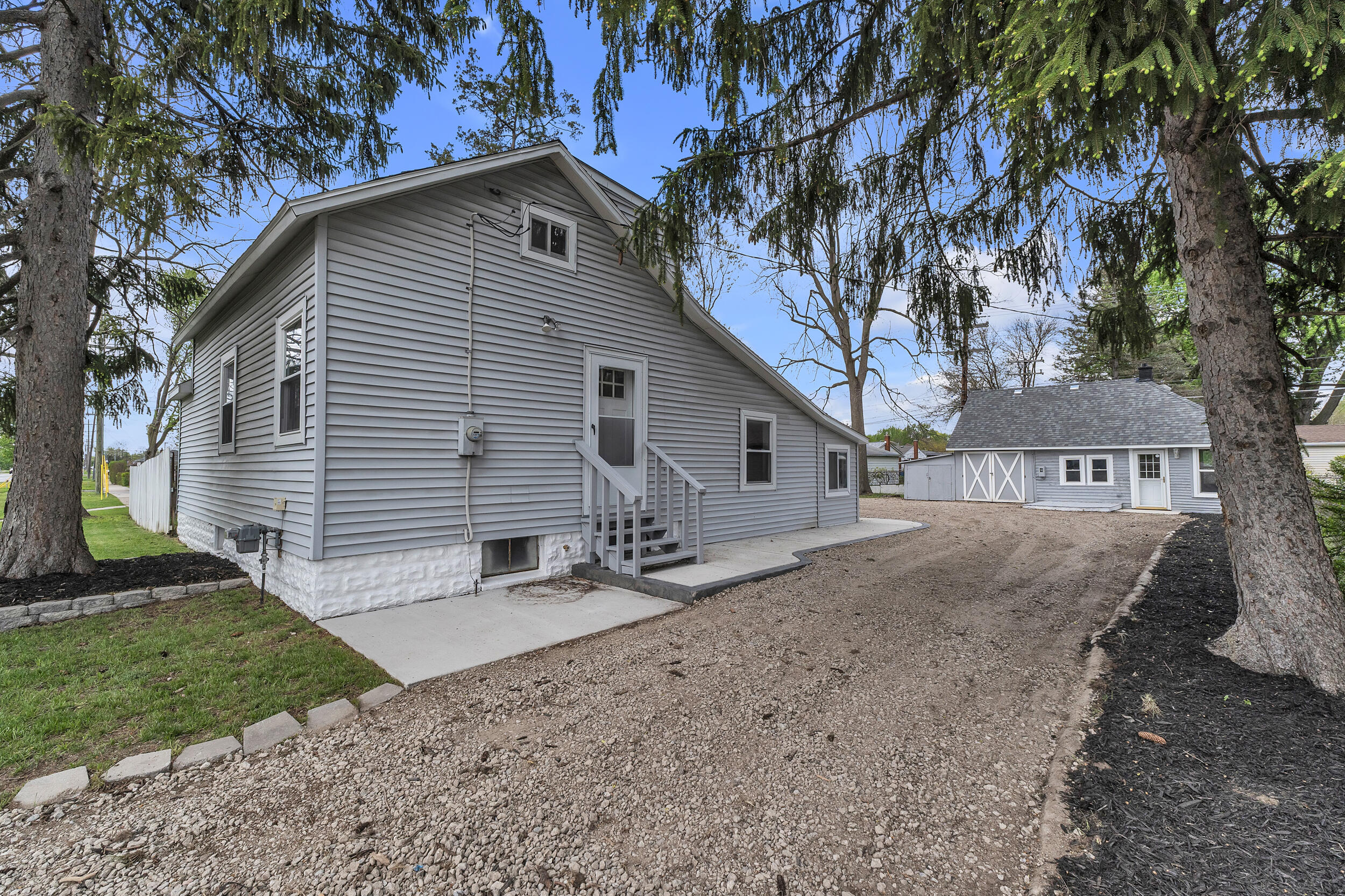 30280 Joy Road Livonia, MI 48150 - Photo 2 of 41 joy-4