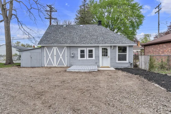 $234,900 | 30280 Joy Road, Livonia, MI 48150