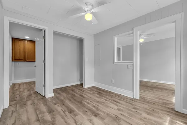 $234,900 | 30280 Joy Road, Livonia, MI 48150