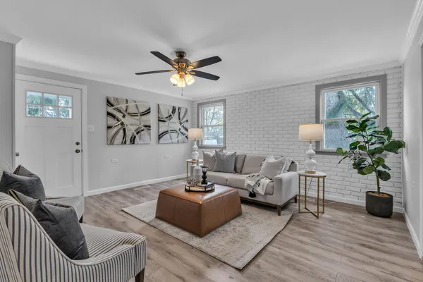 $234,900 | 30280 Joy Road, Livonia, MI 48150