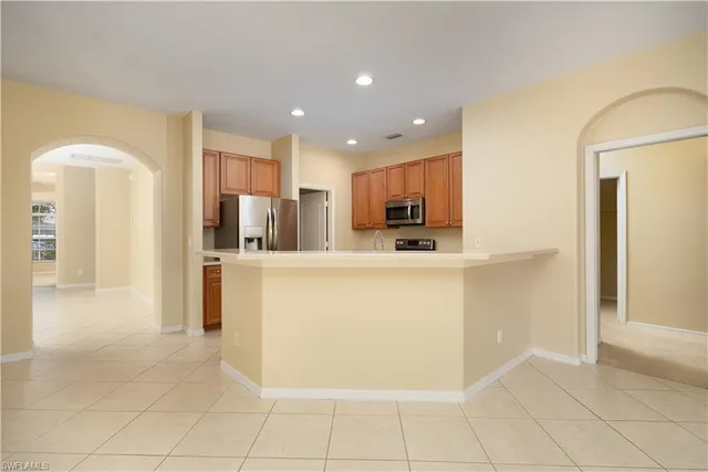$555,000 | 8302 Laurel Lakes Way, Naples, FL 34119