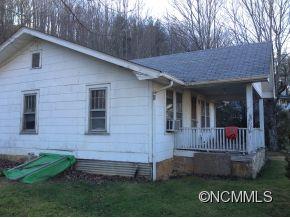 8 Meadow Hill Road Fairview, NC 28730 - Photo 2 of 11 Gallery Image 2