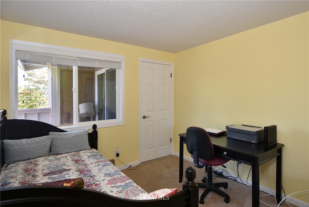 7581 Old Redmond Road, Unit 9 Redmond, WA 98052 - Photo 19 of 23 Gallery Image 19