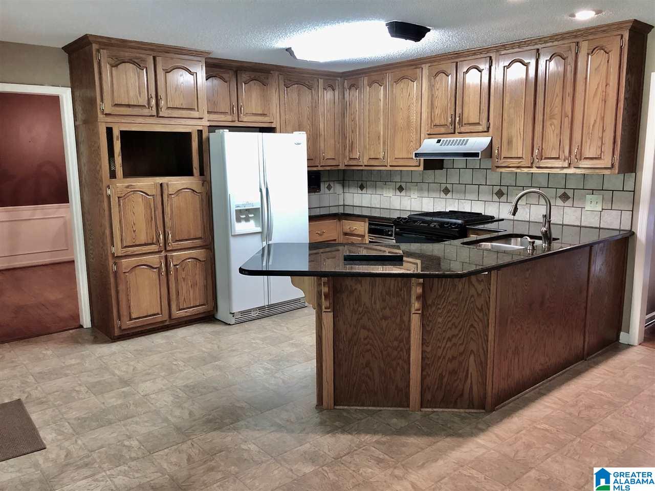1224 Lake Joyce Road Moody, AL 35004 - Photo 11 of 36