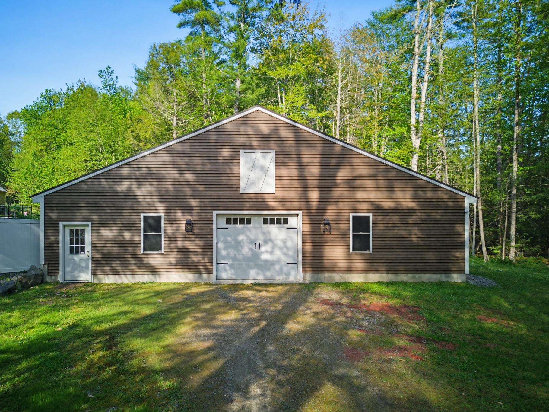 17 Dudley Road Brentwood, NH 03833 - Photo 2 of 57