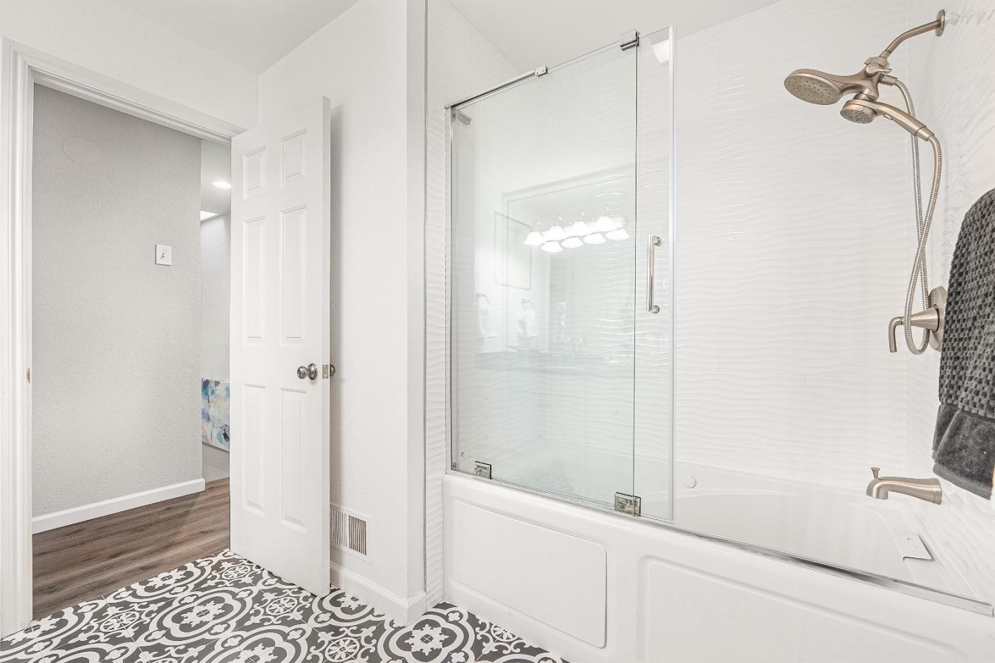 1501 South Wolfe Road Sunnyvale, CA 94087 - Photo 33 of 46 Gallery Image 33