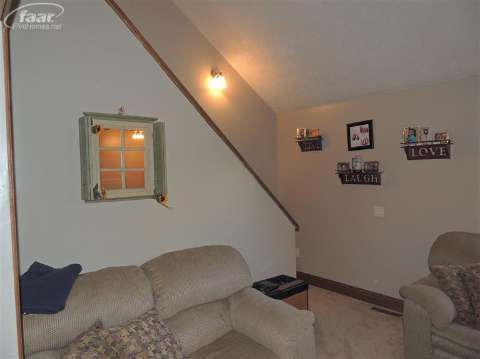 8950 Moorish Road Birch Run, MI 48415 - Photo 15 of 18 20376428-14.JPG