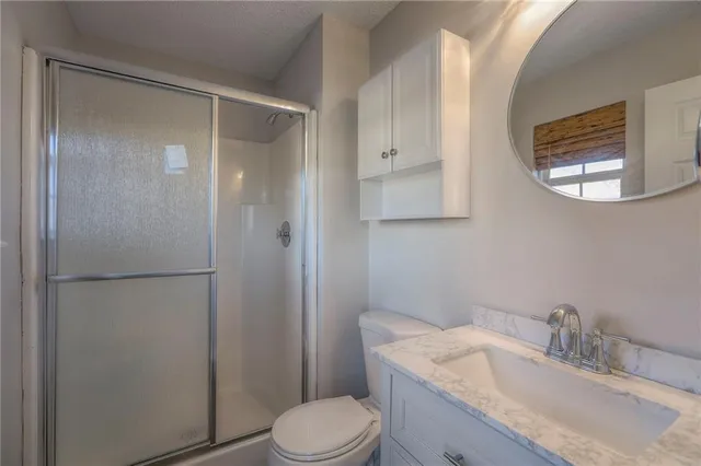 $285,000 | 18404 East Blackhawk Trail, Independence, MO 64056