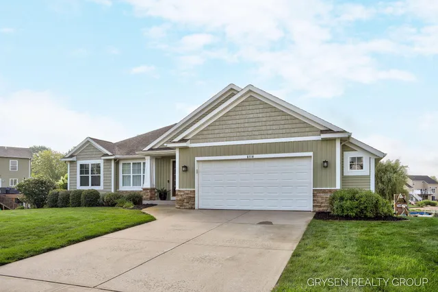 $499,900 | 6114 Kingsbury Court, Allendale, MI 49401