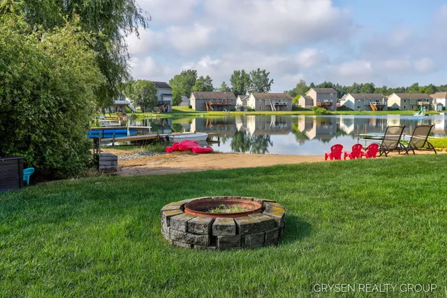 $499,900 | 6114 Kingsbury Court, Allendale, MI 49401