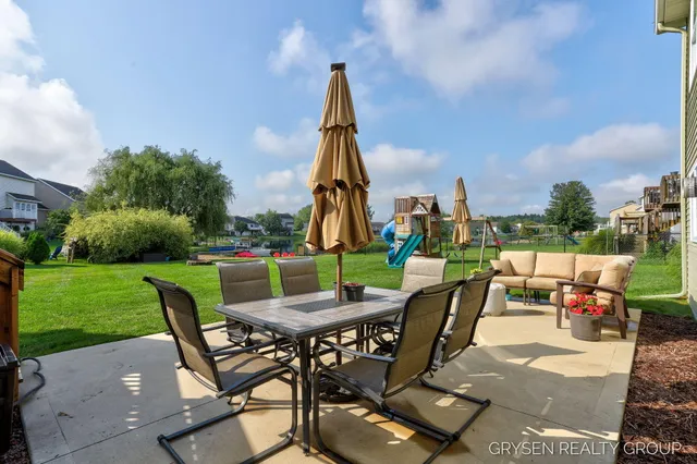 $499,900 | 6114 Kingsbury Court, Allendale, MI 49401