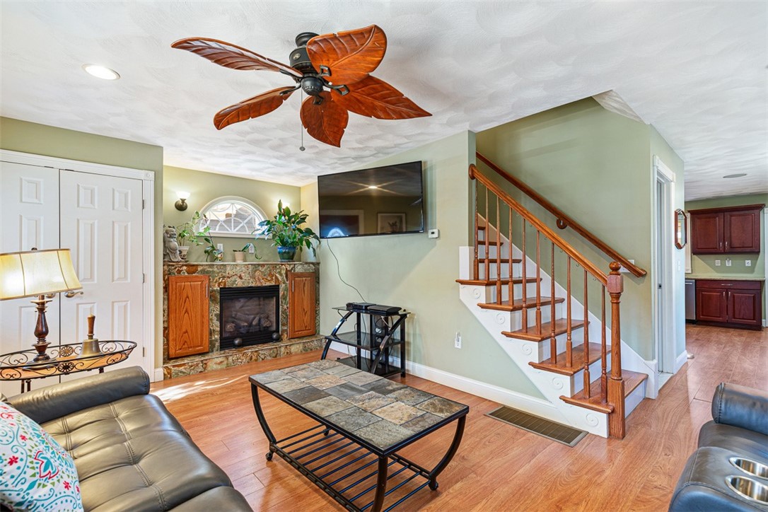 227 Killingly Street Providence, RI 02909 - Photo 14 of 37 Gallery Image 14