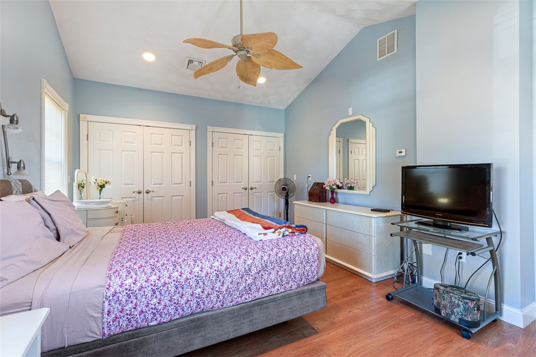 227 Killingly Street Providence, RI 02909 - Photo 18 of 37 Gallery Image 18
