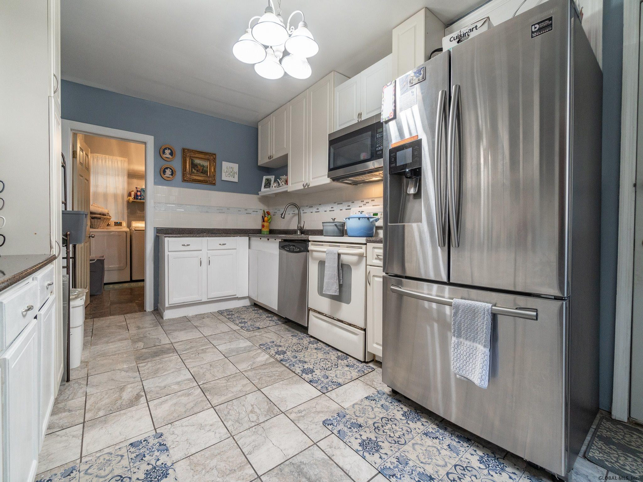 1610 Lenox Road Schenectady, NY 12308 - Photo 14 of 47 Photo 14