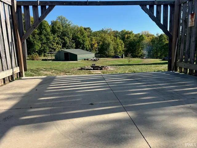 $399,900 | 4462 West 3rd Street, West Lebanon, IN 47991