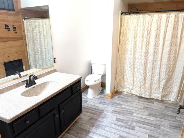 $399,900 | 4462 West 3rd Street, West Lebanon, IN 47991