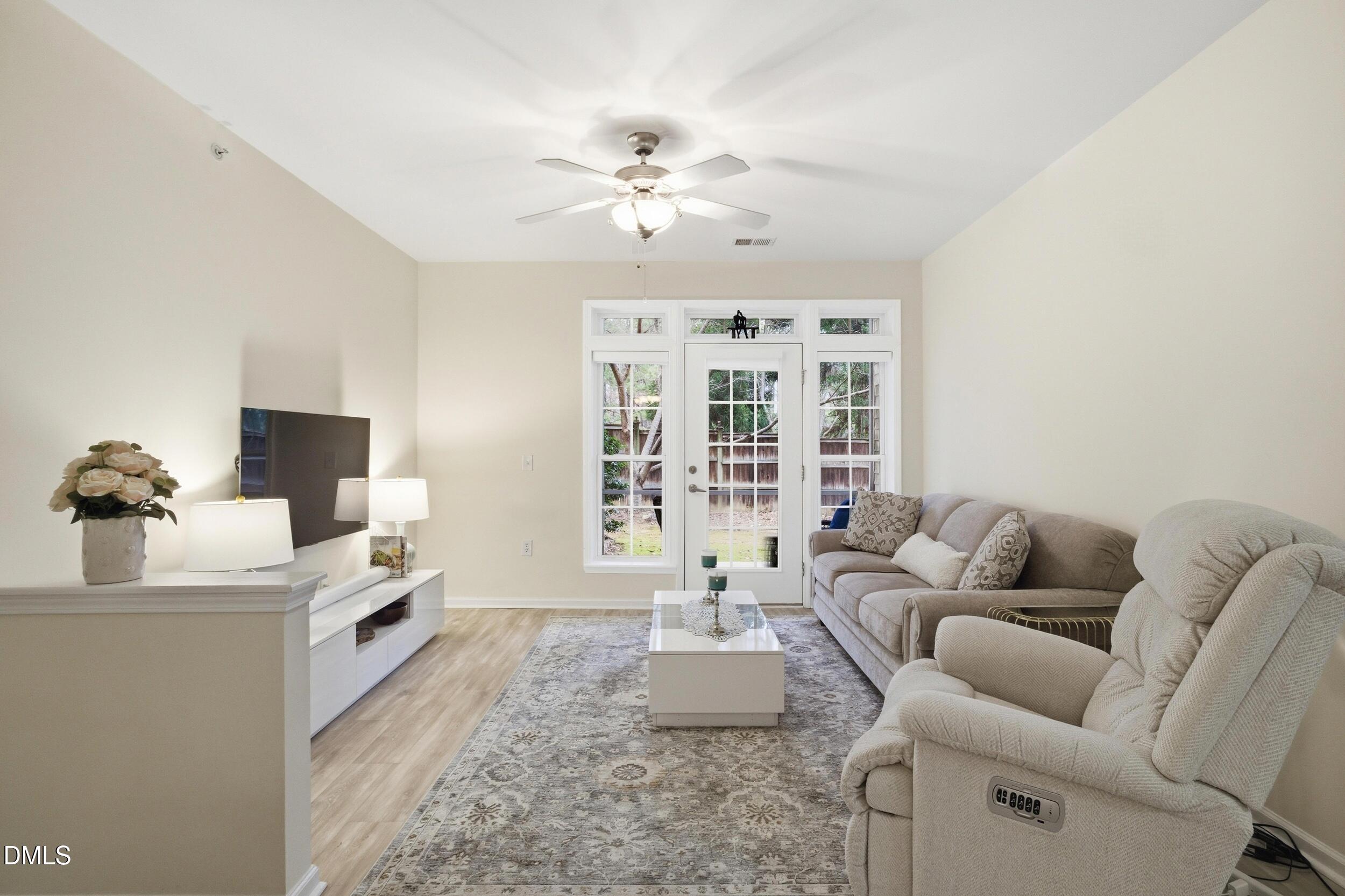 512 Weather Ridge Lane Cary, NC 27513 - Photo 2 of 23 Living Room