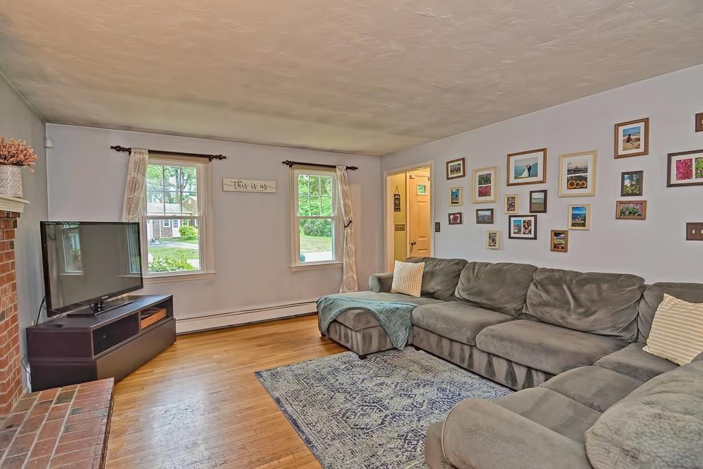 15 Flora Road Attleboro, MA 02703 - Photo 7 of 32 Gallery Image 7