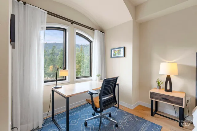 $985,000 | 780 Village Drive, Unit 505, Donnelly, ID 83615