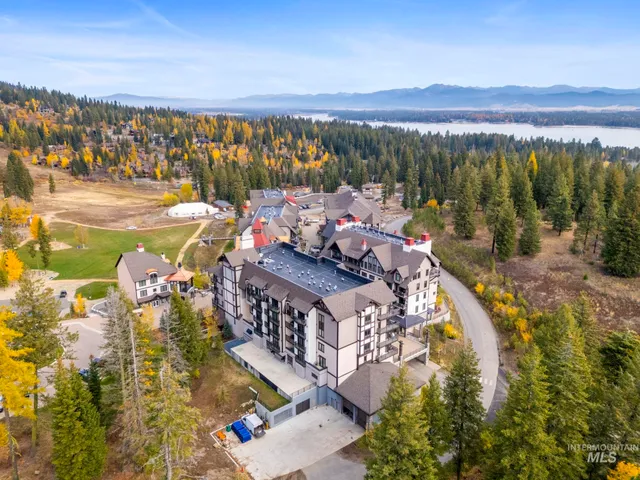 $985,000 | 780 Village Drive, Unit 505, Donnelly, ID 83615