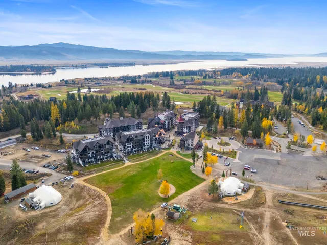 $985,000 | 780 Village Drive, Unit 505, Donnelly, ID 83615