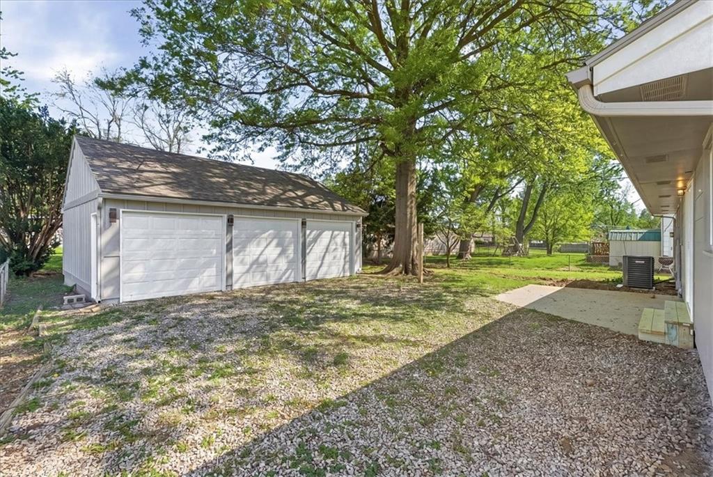 3105 Porter Road Independence, MO 64055 - Photo 27 of 32