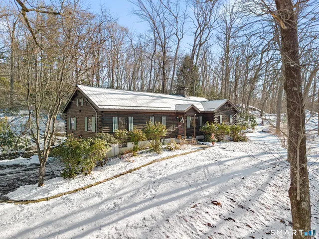 $525,000 | 4 Rowledge Pond Road, Newtown, CT 06482