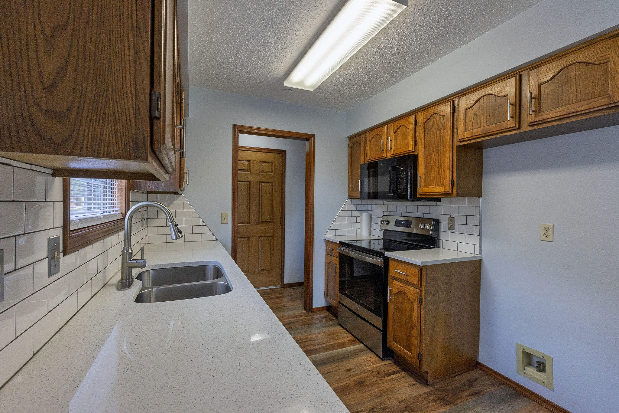 3814 West Harrison Street Springfield, MO 65802 - Photo 9 of 31 22