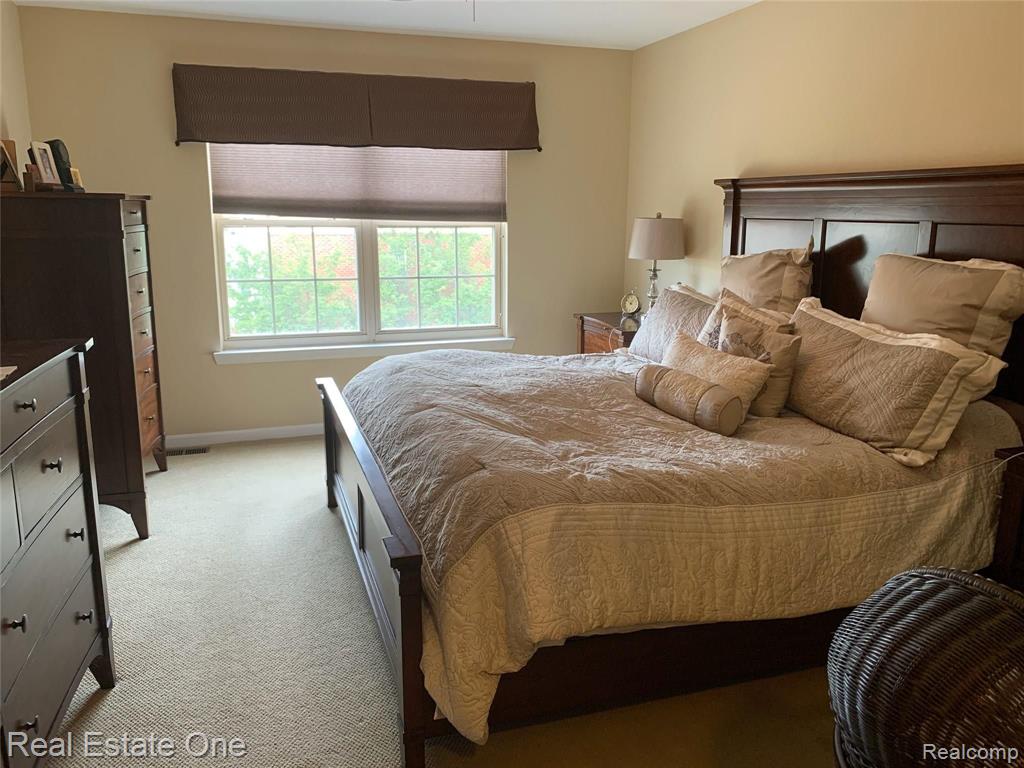 1558 Devon Lane, Unit 5 Troy, MI 48084 - Photo 13 of 19