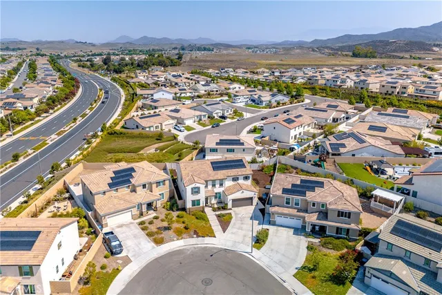 $4,000 | 33022 Clairette Court, Winchester, CA 92596