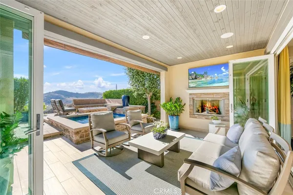 $2,150,000 | 15 Ventada Street, Rancho Mission Viejo, CA 92694