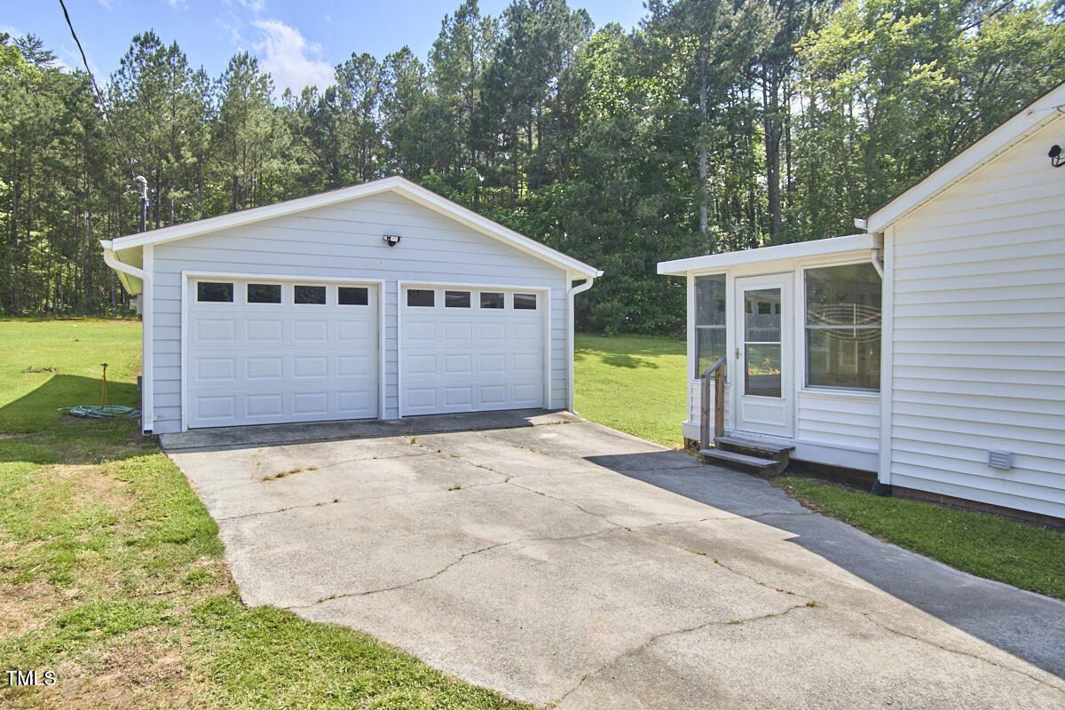 1105 Horseshoe Road Durham, NC 27703 - Photo 20 of 31 21b