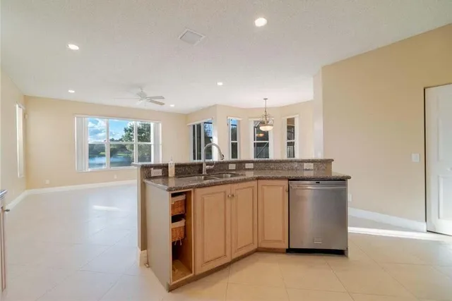 $4,750 | 7227 Chesapeake Circle, Boynton Beach, FL 33436