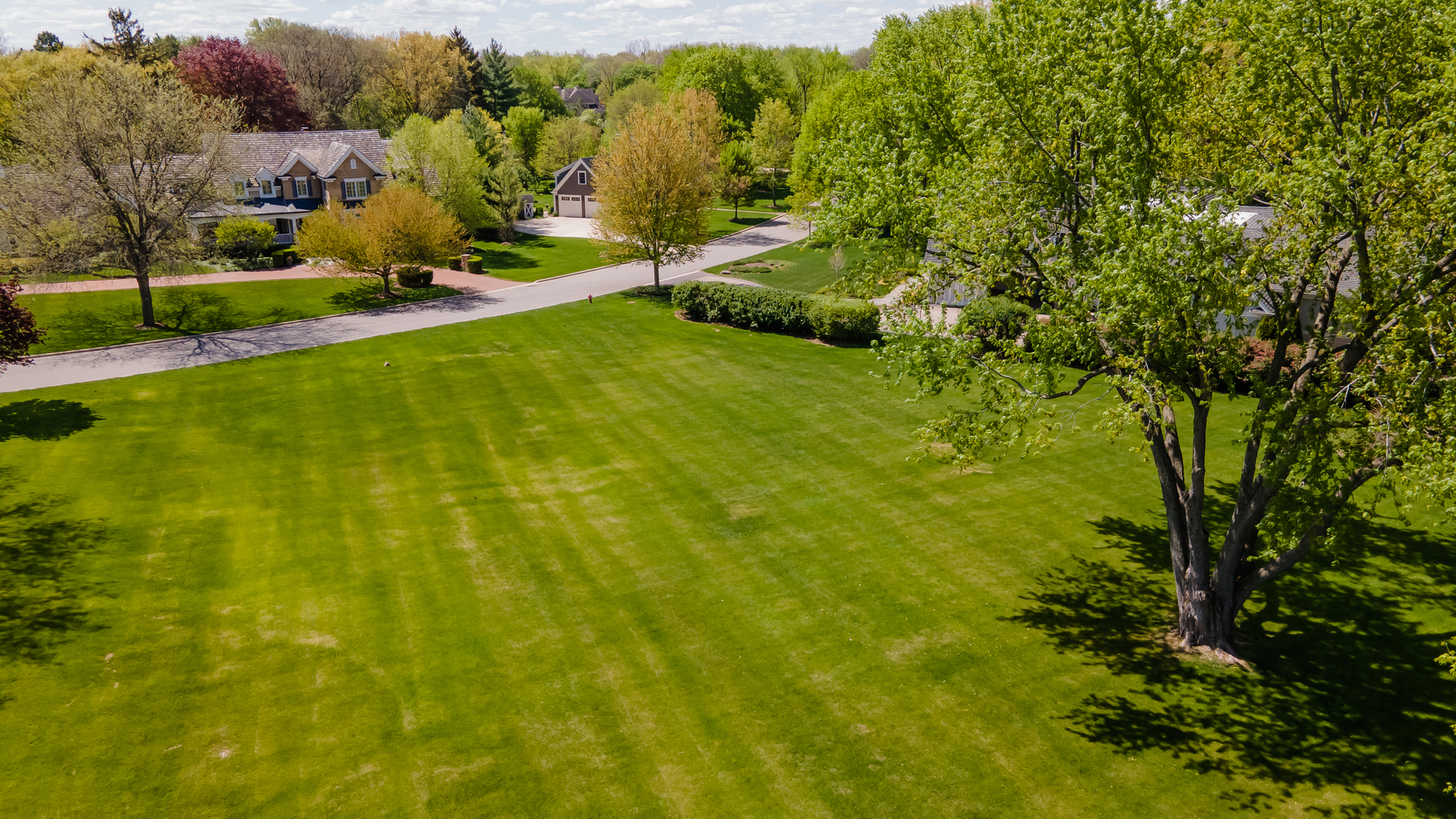 730 Meadows Road Geneva, IL 60134 - Photo 2 of 17