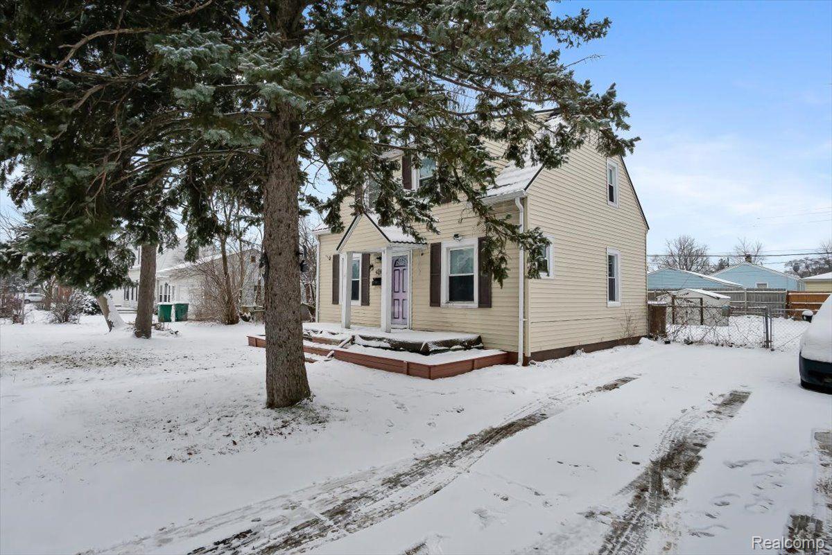 7051 Inkster Road Garden City, MI 48135 - Photo 4 of 31 Gallery Image 4