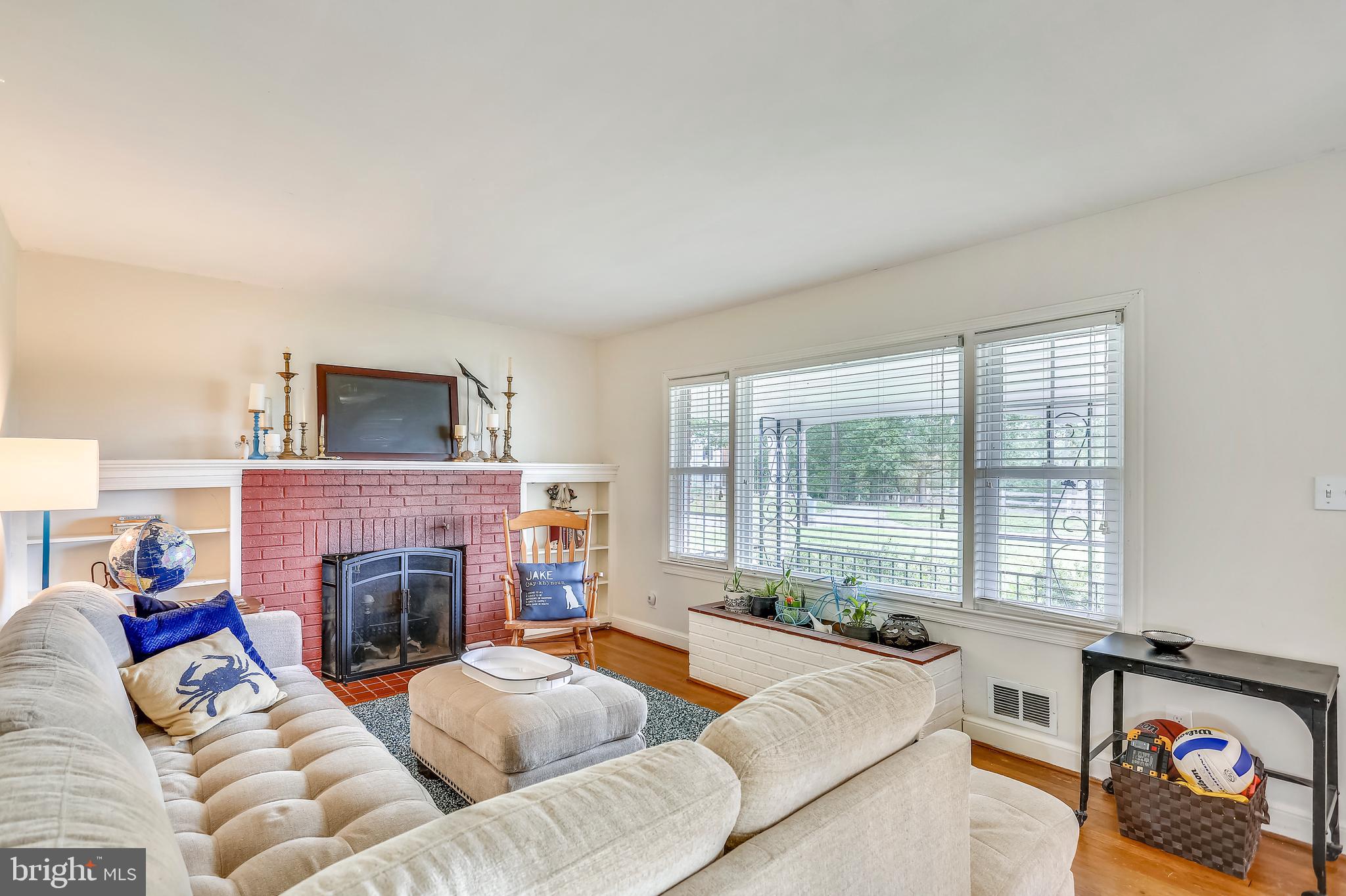 7012 Warfield Road Laytonsville, MD 20882 - Photo 11 of 49