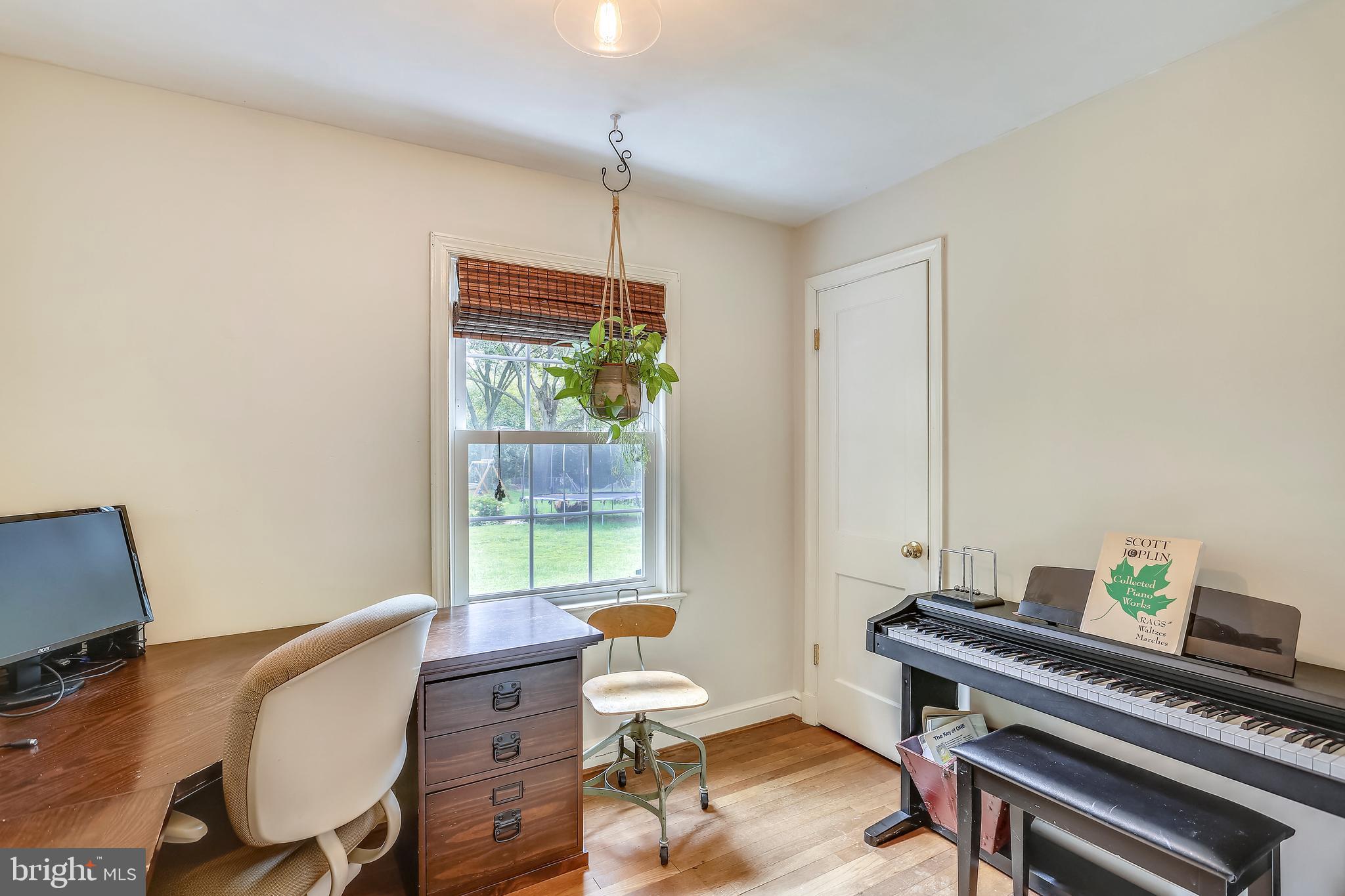 7012 Warfield Road Laytonsville, MD 20882 - Photo 24 of 49