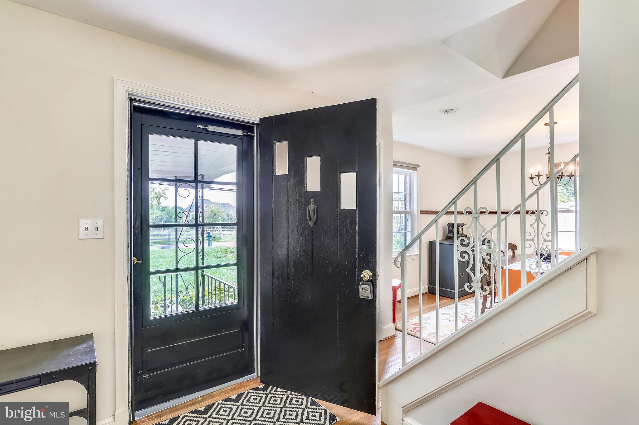 7012 Warfield Road Laytonsville, MD 20882 - Photo 9 of 49